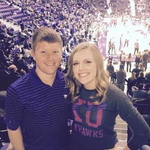 Meet your Posher, Abbi